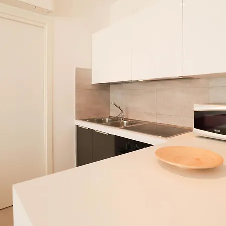 Laguna Park Apartment